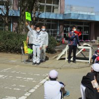 原宿台けやき通りの交通安全指導が行われました